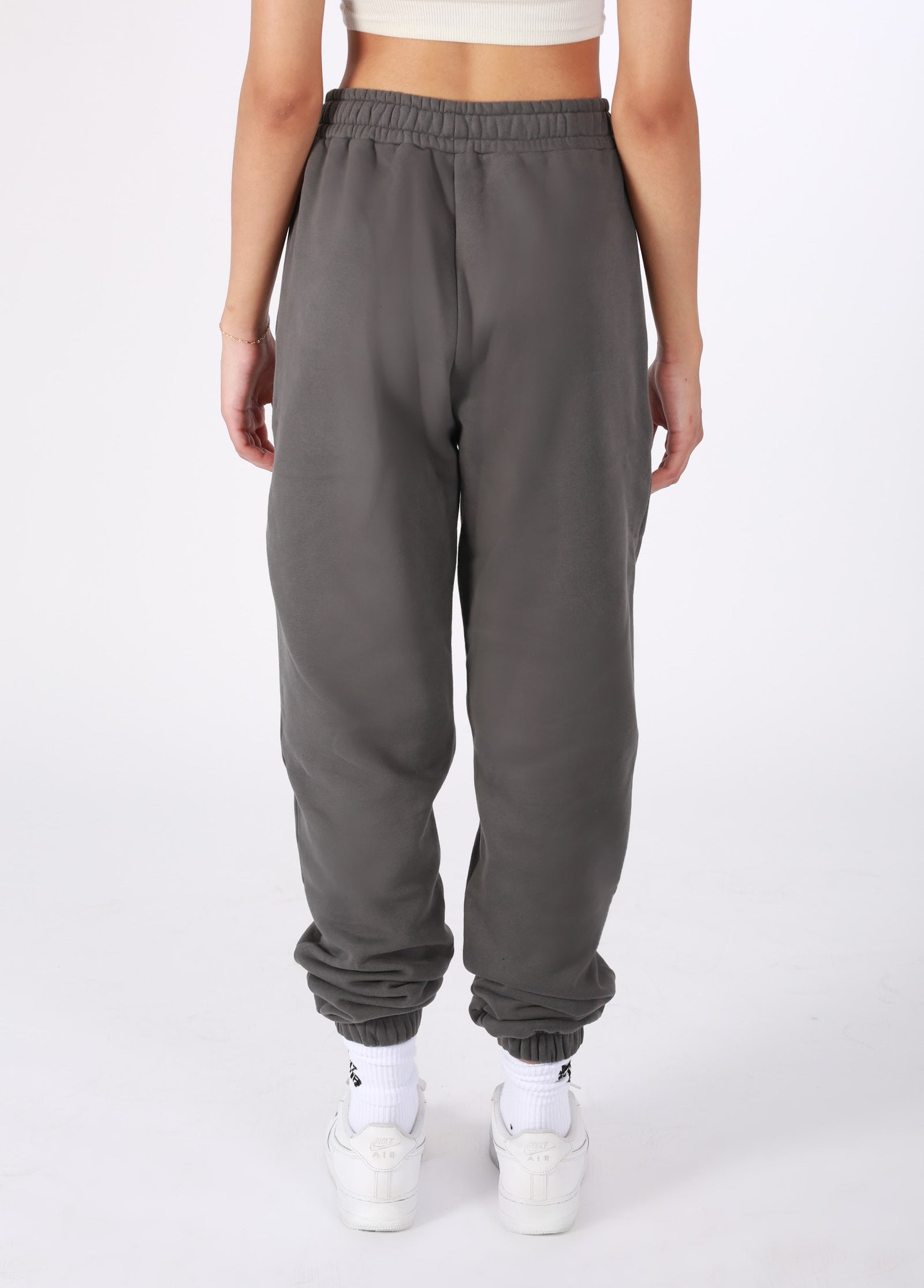 CHARCOAL SWEATPANTS – STRGRL